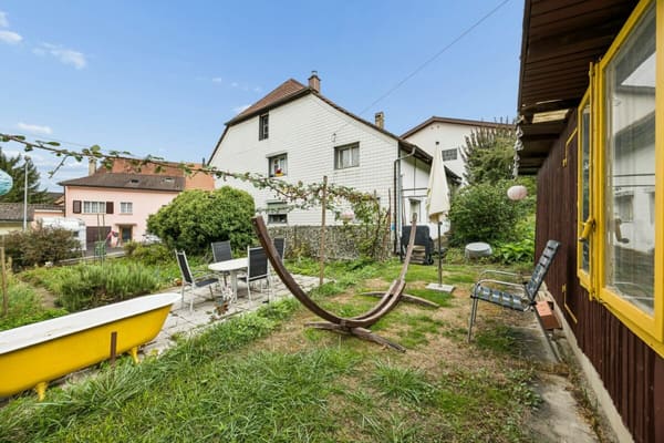 Immobilie in Lengnau Be - Doppeleinfamilienhaus auf grossem Grundstück mit Ausbaureserven - Bild 10