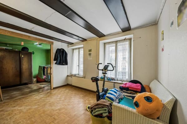 Immobilie in Lengnau Be - Doppeleinfamilienhaus auf grossem Grundstück mit Ausbaureserven - Bild 5