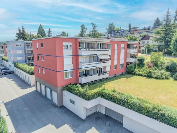 Immobilie in Gossau Sg - GrosszÃ¼gige 4.5-/5.5-Zi. Wohnung im 1. OG - Bild 0