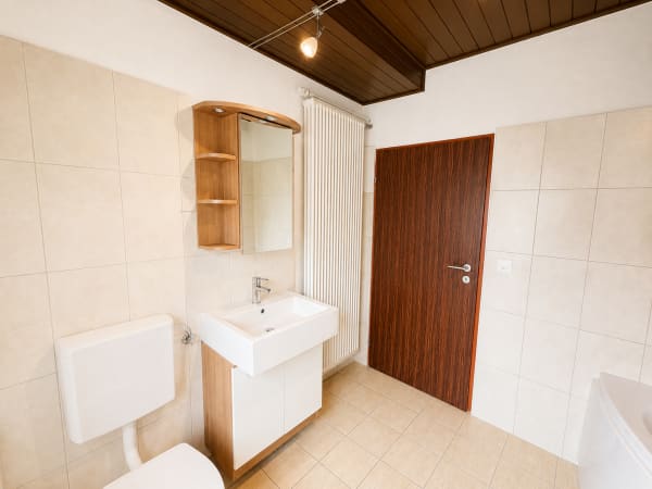 Immobilie in Grandfontaine - Maison bifamiliale charmante Ã  Grandfontaine â€“ 4.5 piÃ¨ces avec garage et balcon - Bild 8