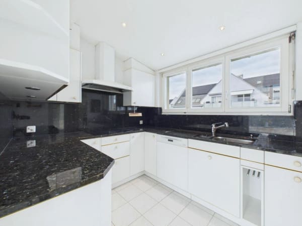Immobilie in Tagelswangen - Privates Bergpanorama - Maisonette mit sonniger SÃ¼dterrasse - Bild 3