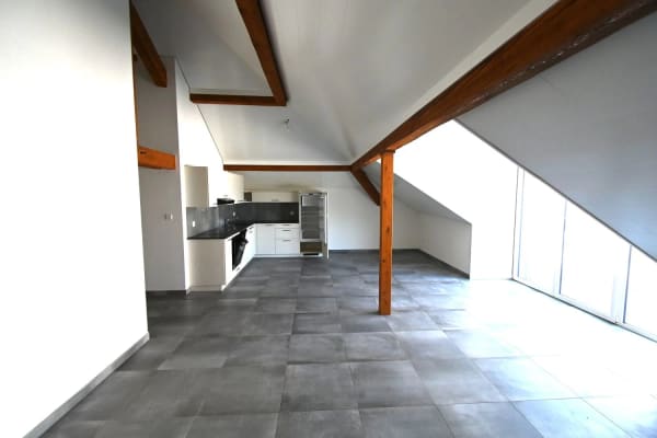 Immobilie in Les Ponts-de-martel - Appartement attique lumineux avec terrasse panoramique à Les Ponts-de-Martel - Bild 5