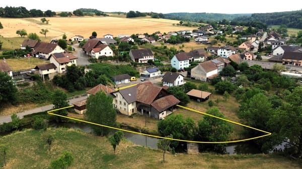 Immobilie in Buix - Bauernhaus mit 2 Wohnungen und Restaurant (mit weiteren Wohnungen ausbaubar). - Bild 0