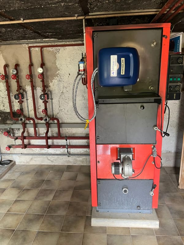 Immobilie in Buix - Bauernhaus mit 2 Wohnungen und Restaurant (mit weiteren Wohnungen ausbaubar). - Bild 38