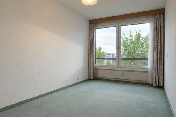 Immobilie in Kreuzlingen - Bodensee im Blick, Natur vor der TÃ¼r - Wohnung zum Neugestalten Kopie - Bild 3
