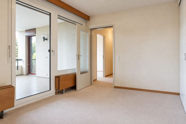 Immobilie in Kreuzlingen - Bodensee im Blick, Natur vor der TÃ¼r - Wohnung zum Neugestalten Kopie - Bild 4