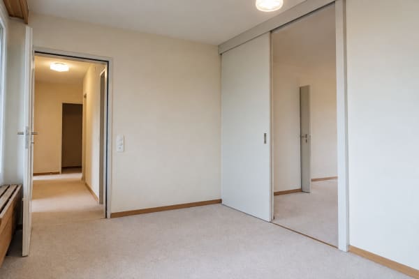 Immobilie in Kreuzlingen - Bodensee im Blick, Natur vor der TÃ¼r - Wohnung zum Neugestalten Kopie - Bild 5