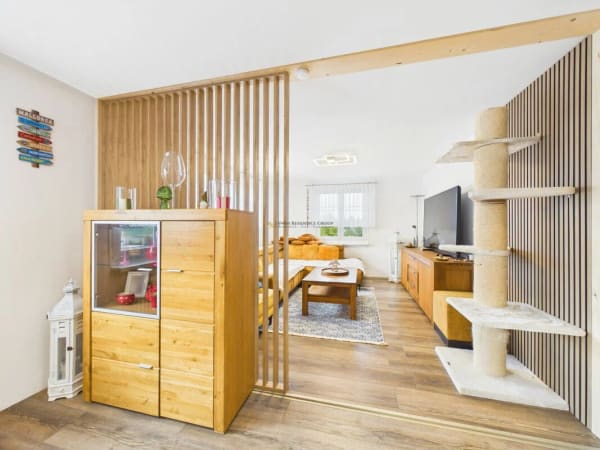Immobilie in Teufenthal Ag - Wohnen mit Weitsicht - freistehendes Einfamilienhaus an sonniger Hanglage - Bild 1