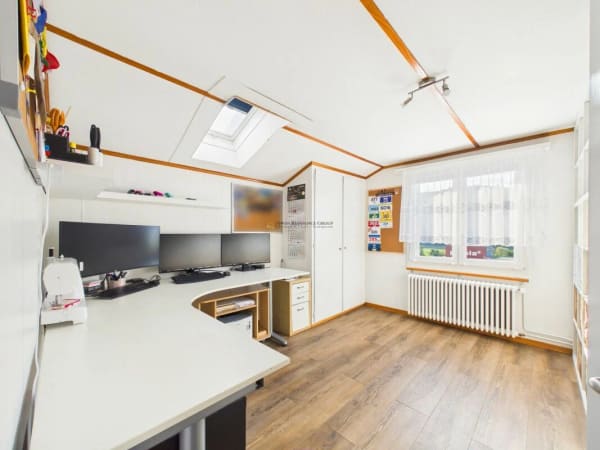 Immobilie in Teufenthal Ag - Wohnen mit Weitsicht - freistehendes Einfamilienhaus an sonniger Hanglage - Bild 11