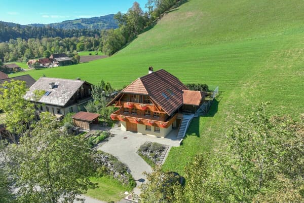 Immobilie in Eggiwil - Da isch's no richtig ruhig und heimelig: 6Â½-Zimmer-Landhaus im Emmental - Bild 0