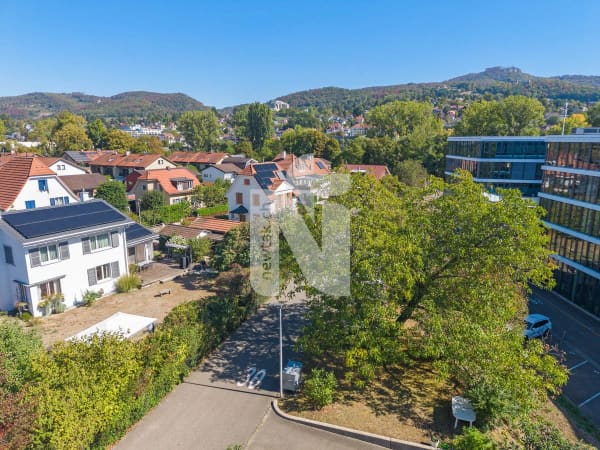 Immobilie in Aesch Bl - 1-Zimmer-Wohnung mit schöner Aussicht, grossem Parkplatz und Ausbauoptionen - Bild 10