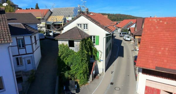 Immobilie in Nuglar - Ein Haus mit Geschichte! Bauernhaus mit Scheune, Charme & riesigem Potenzial - Bild 0