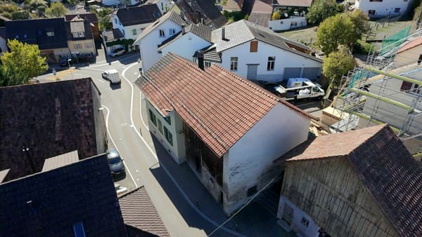 Immobilie in Nuglar - Ein Haus mit Geschichte! Bauernhaus mit Scheune, Charme & riesigem Potenzial - Bild 14
