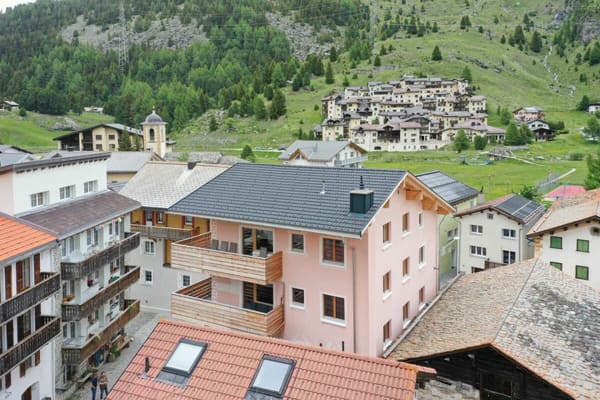 Immobilie in Bivio - Renovierte 2Â½-Zimmer-Ferienwohnung im 1. OG in nÃ¤chster NÃ¤he zu der Bergbahnstation - Bild 0