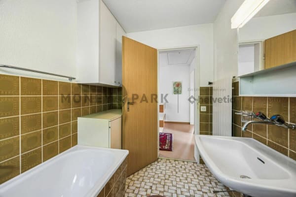 Immobilie in Muhen - 7.5-Zimmer-Einfamilienhaus mit unverbaubarer Weitsicht - Bild 12