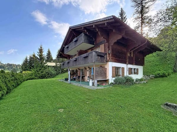 Immobilie in La Lécherette - Grand chalet de 3 appartements avec vue panoramique - Bild 0