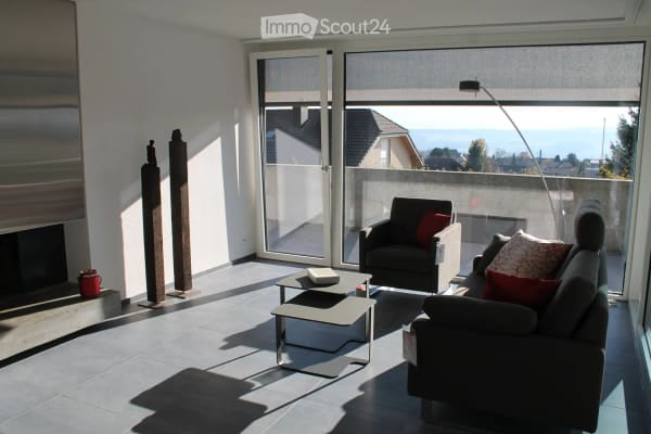 Immobilie in Lommiswil - GrosszÃ¼gige 6.5-Zimmer-Terrassenwohnung mit Panoramablick in Lommiswil - Bild 1