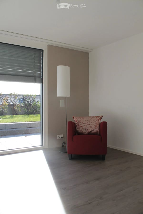 Immobilie in Lommiswil - GrosszÃ¼gige 6.5-Zimmer-Terrassenwohnung mit Panoramablick in Lommiswil - Bild 10
