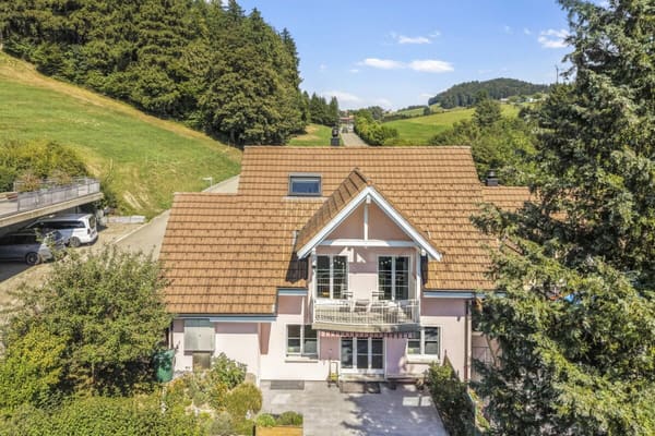 Immobilie in Eggersriet - Grosszügiges, gepflegtes Reiheneckhaus an ruhiger und familienfreundlicher Lage mit Blick auf den Alpstein - Bild 0
