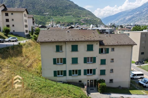Immobilie in Visp - Attraktive Investitionsmöglichkeit: Renovierte 4.5ZWG mit kleinem Balk - Bild 12