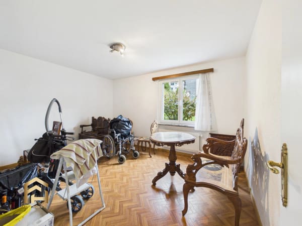 Immobilie in Visp - Attraktive Investitionsmöglichkeit: Renovierte 4.5ZWG mit kleinem Balk - Bild 6