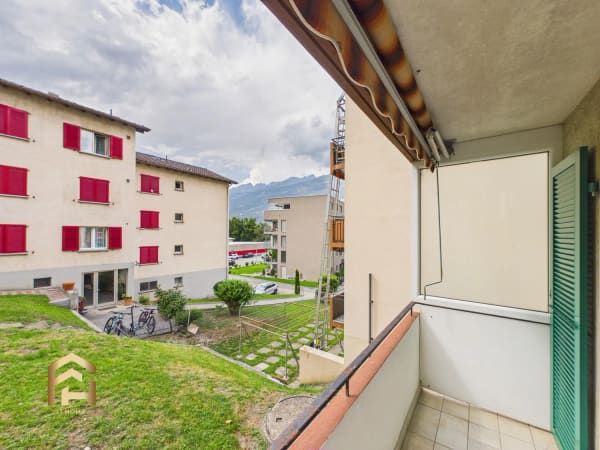 Immobilie in Visp - Attraktive Investitionsmöglichkeit: Renovierte 4.5ZWG mit kleinem Balk - Bild 9