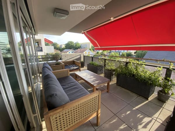 Immobilie in Granges-paccot - Attique de 4,5 piÃ¨ces avec terrasse privÃ©e de 45 mÂ² | 4,5-Zimmer-Attika mit privater Dachterrasse - Bild 0
