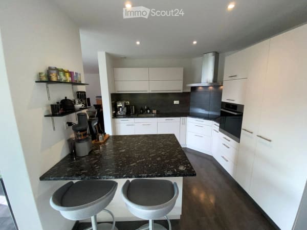 Immobilie in Granges-paccot - Attique de 4,5 piÃ¨ces avec terrasse privÃ©e de 45 mÂ² | 4,5-Zimmer-Attika mit privater Dachterrasse - Bild 2