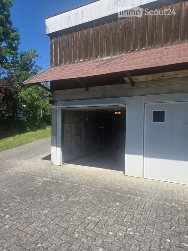 Immobilie in Bettenhausen - Charmante 4.5-Zimmer-Wohnung mit Balkon und schÃ¶ner Aussicht in Bettenhausen - Bild 6