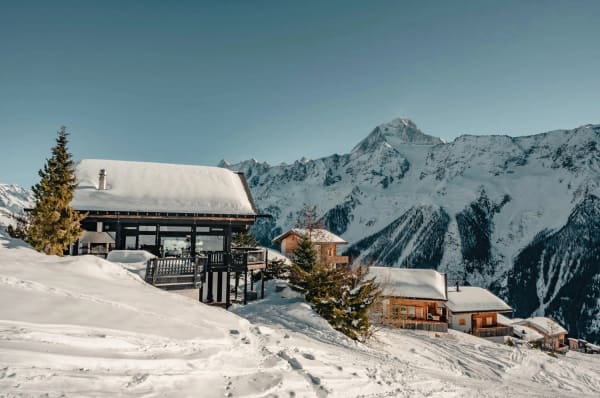Immobilie in Wiler - Charming Alpine Chalet in Wiler (Lötschen) – Stunning Mountain Views - Bild 1