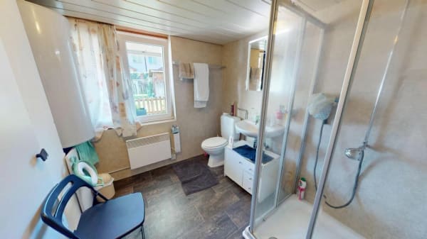Immobilie in Mels - 4Â½-Zi Doppel-Einfamilienhaus an zentraler Lage - Bild 2