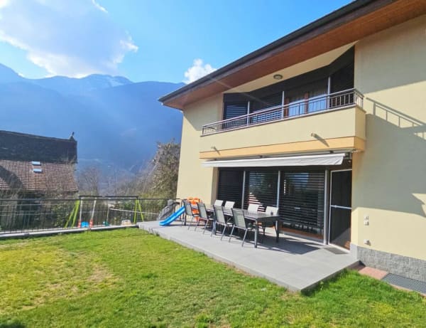 Immobilie in Claro - AMPIA CASA INDIPENDENTE CON GIARDINO - Bild 0