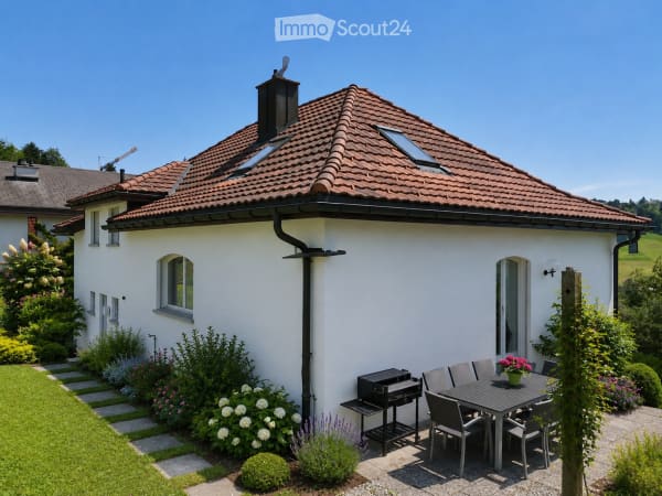 Immobilie in Eggersriet - Charmantes 8.5-Zimmer-Einfamilienhaus an privilegierter SÃ¼dhanglage - Bild 1