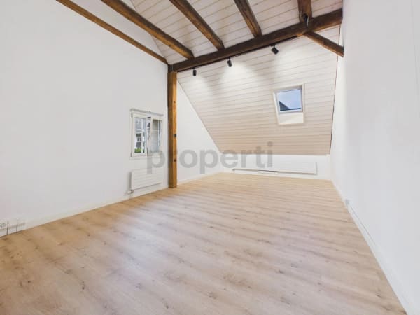 Immobilie in Tagelswangen - Renoviertes Reiheneckhaus mit grosszÃ¼giger Terrasse - Bild 1
