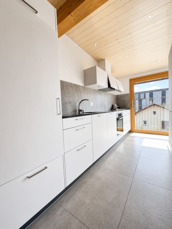 Immobilie in Givisiez - Charmant appartement de 2,5 pièces au dernier étage à Givisiez - Bild 0