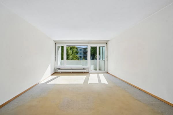 Immobilie in Dietikon - Grosszügige 4.5-Zimmer-Wohnung mit zwei Balkonen - Bild 1