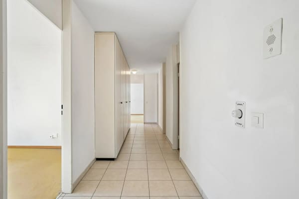 Immobilie in Dietikon - Grosszügige 4.5-Zimmer-Wohnung mit zwei Balkonen - Bild 18
