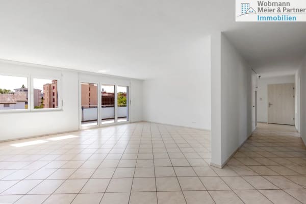 Immobilie in Effretikon - Zentral gelegenes Zuhause mit 3 Balkonen - Bild 1