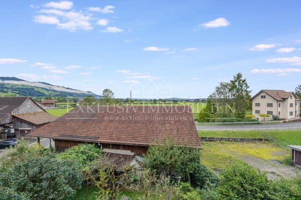 Immobilie in Galgenen - Sonniges WohnglÃ¼ck mit Weitsicht - angenehm wohnen in Wangen - Bild 0