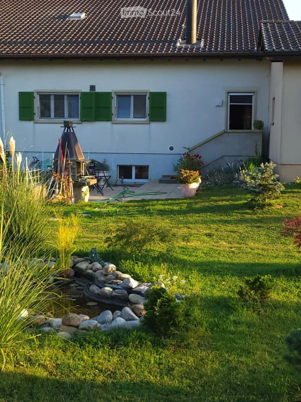 Immobilie in Bure - Le Paradis â€“ 6.5-Zimmer-Doppelhaus mit Hallenbad & 2'073 mÂ² Garten im Jura - Bild 9
