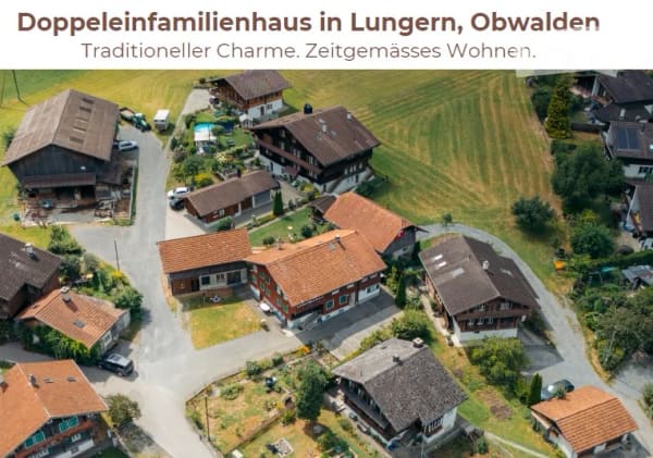 Immobilie in Lungern - Charmantes 4.5-Zimmer-Doppeleinfamilienhaus in Lungern – Frisch renoviert mit herrlicher Aussicht - Bild 0