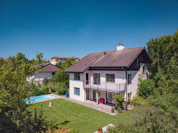 Immobilie in Rubigen - GROSSZÃœGIGES 8.5 ZIMMER EINFAMILIENHAUS MIT POOL IN RUBIGEN - Bild 0