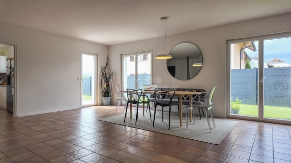 Immobilie in Arnex-sur-nyon - Superbe maison mitoyenne avec jardin - Bild 2
