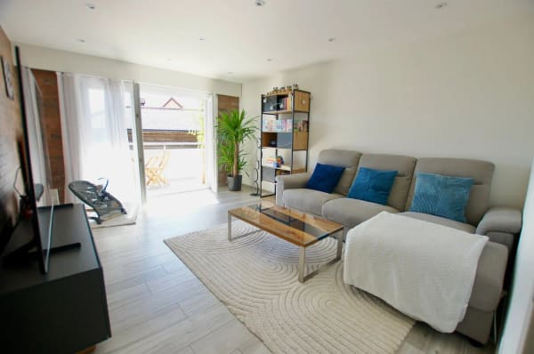 Immobilie in Semsales - Charmant appartement de 4 pièces à Semsales avec balcon - Bild 1