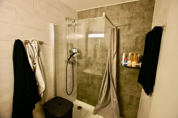 Immobilie in Semsales - Charmant appartement de 4 pièces à Semsales avec balcon - Bild 8