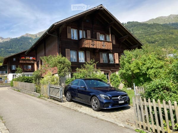 Immobilie in Hofstetten B. Brienz - Einfamilienhaus als Wohnsitz oder Ferienhaus - Bild 0