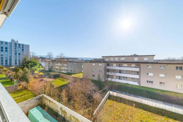 Immobilie in Hinwil - Ruhig und zentral – 5-Zimmer-Attikawohnung in Hinwil ZH - Bild 9
