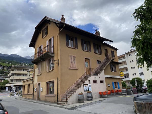 Immobilie in Sierre - Sierre appartement duplex dernier Ã©tage avec immense galetas Ã  exploiter - Bild 1