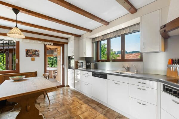 Immobilie in Wuppenau - Ein besonderes Zuhause mit Gartenidylle, Privatsphäre und viel Raum - Bild 5