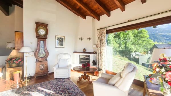 Immobilie in Randogne - Chalet avec piscine extérieure à Randogne - Bild 10